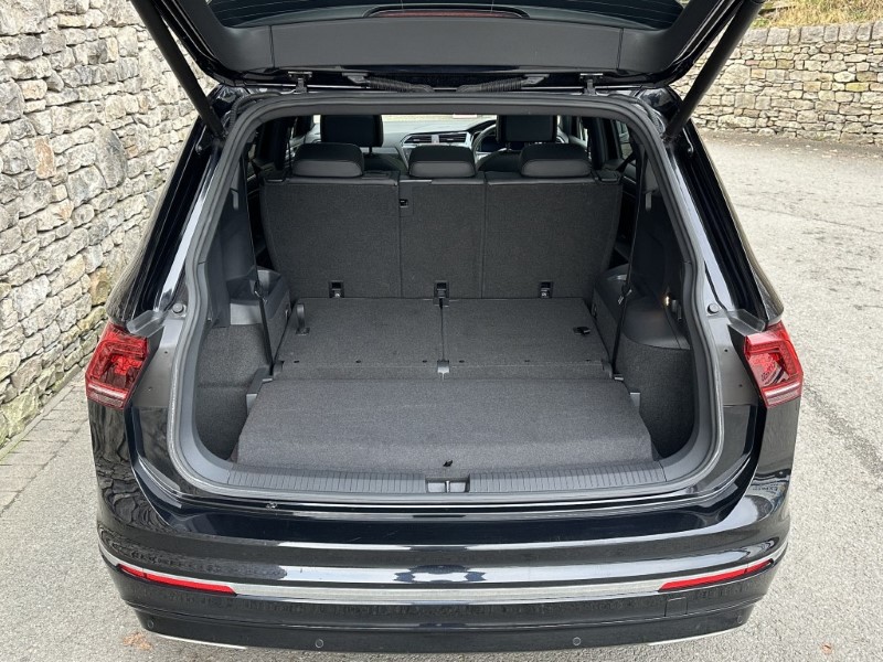 2020 (69) VOLKSWAGEN TIGUAN ALLSPACE 2.0 TDI R-Line Tech 5dr DSG 4904812