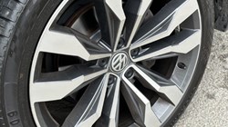2020 (69) VOLKSWAGEN TIGUAN ALLSPACE 2.0 TDI R-Line Tech 5dr DSG 4904876