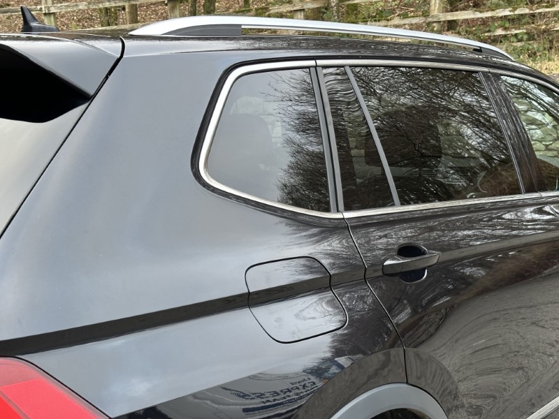 2020 (69) VOLKSWAGEN TIGUAN ALLSPACE 2.0 TDI R-Line Tech 5dr DSG 4904879