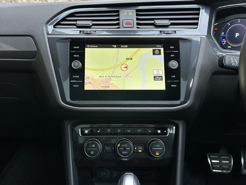 2020 (69) VOLKSWAGEN TIGUAN ALLSPACE 2.0 TDI R-Line Tech 5dr DSG 4904823