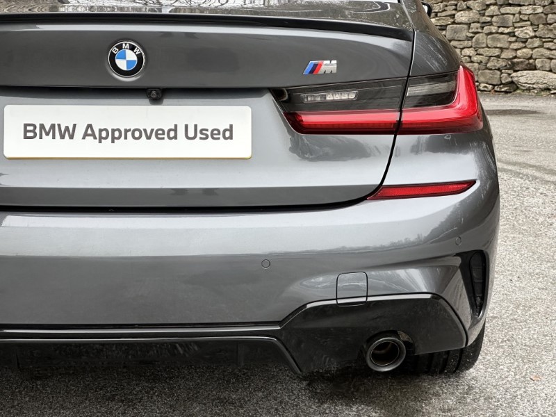 2021 (21) BMW 3 SERIES 320i M Sport 4dr Saloon 4922882