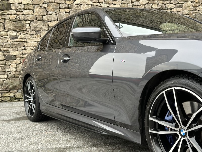 2021 (21) BMW 3 SERIES 320i M Sport 4dr Saloon 4922949