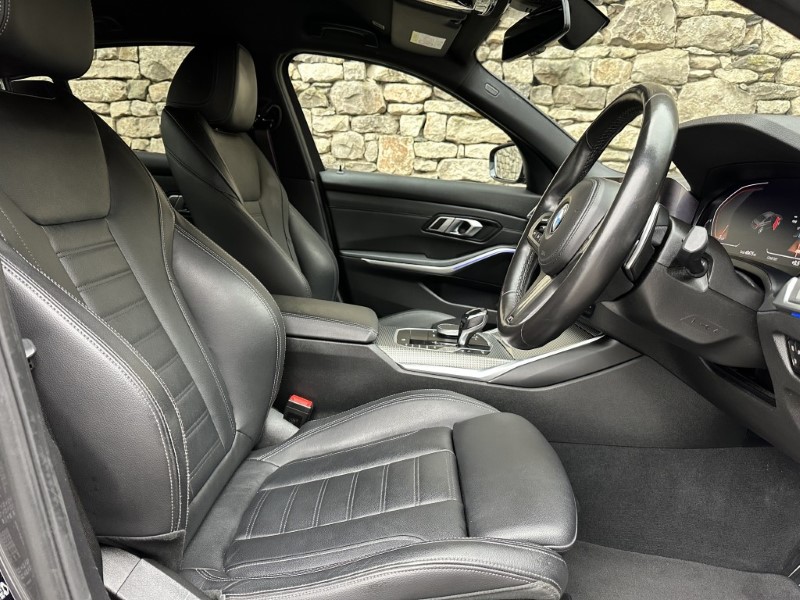 2021 (21) BMW 3 SERIES 320i M Sport 4dr Saloon 4922887