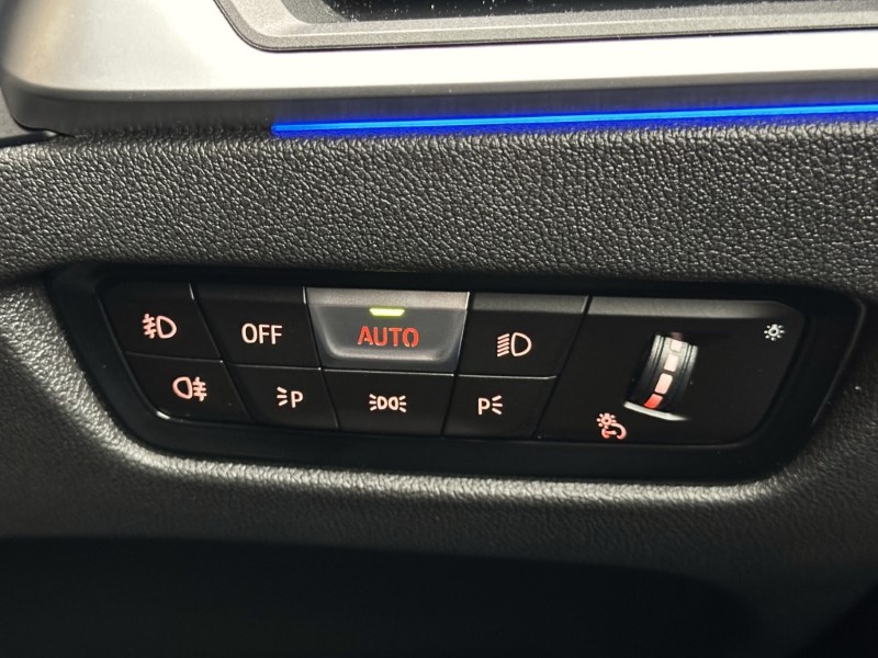 2021 (21) BMW 3 SERIES 320i M Sport 4dr Saloon 4922903