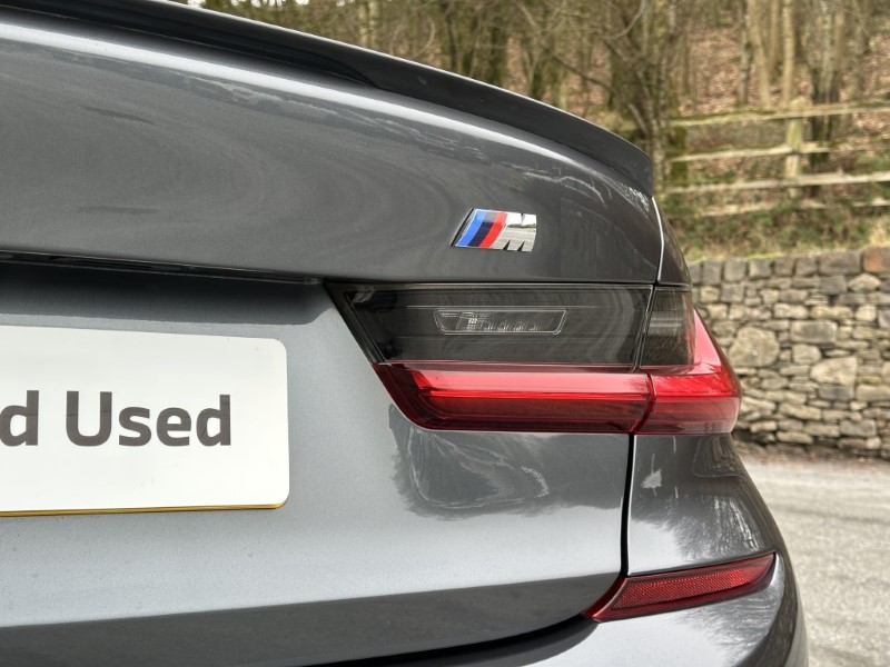 2021 (21) BMW 3 SERIES 320i M Sport 4dr Saloon 4922883