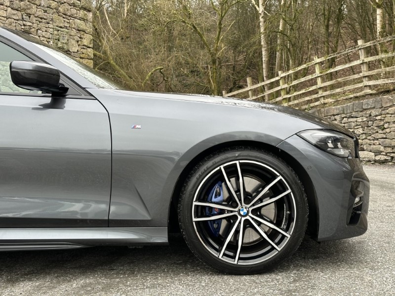 2021 (21) BMW 3 SERIES 320i M Sport 4dr Saloon 4922946