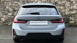 2024 (73) BMW 3 SERIES 320i M Sport 5dr Touring 4926036