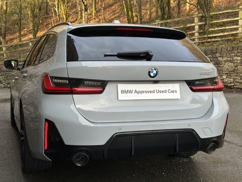 2024 (73) BMW 3 SERIES 320i M Sport 5dr Touring  4926026