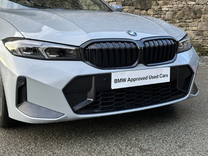 2024 (73) BMW 3 SERIES 320i M Sport 5dr Touring  4926050