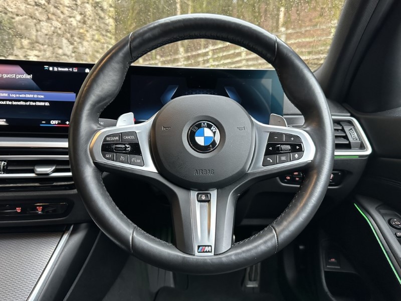 2024 (73) BMW 3 SERIES 320i M Sport 5dr Touring  4925999