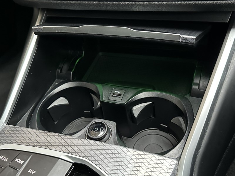 2024 (73) BMW 3 SERIES 320i M Sport 5dr Touring  4925983