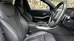 2024 (73) BMW 3 SERIES 320i M Sport 5dr Touring 4926008
