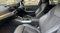 2024 (73) BMW 3 SERIES 320i M Sport 5dr Touring 4926011