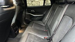 2024 (73) BMW 3 SERIES 320i M Sport 5dr Touring 4926019