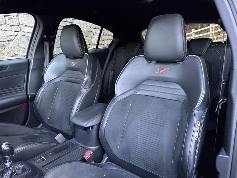 2020 (20) FORD FOCUS 2.0 EcoBlue 190 ST 5dr 4929755