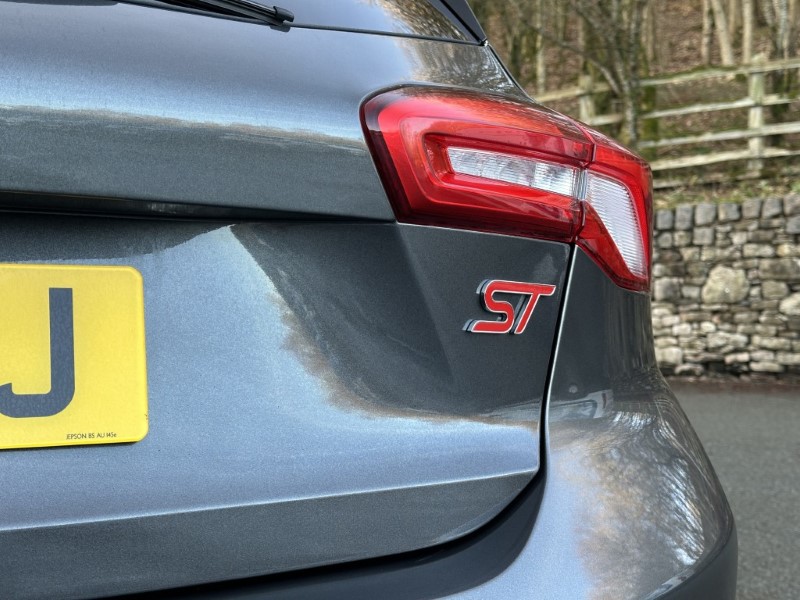 2020 (20) FORD FOCUS 2.0 EcoBlue 190 ST 5dr 4929727