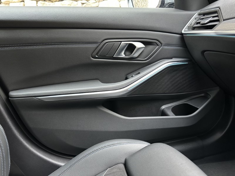 2024 (74) BMW 3 SERIES 320i M Sport 4dr Saloon 4908110