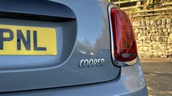 2022 (22) MINI HATCHBACK 1.5 Cooper Exclusive 3dr 4929339