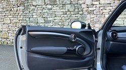 2022 (22) MINI HATCHBACK 1.5 Cooper Exclusive 3dr 4929374
