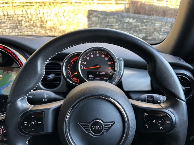 2022 (22) MINI HATCHBACK 1.5 Cooper Exclusive 3dr 4929388