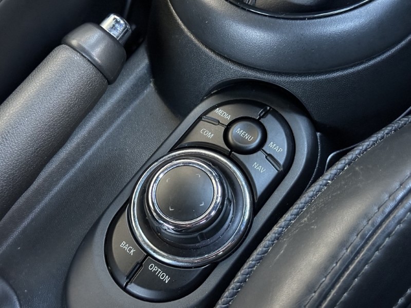 2022 (22) MINI HATCHBACK 1.5 Cooper Exclusive 3dr 4929351