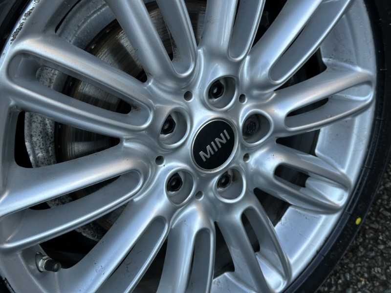 2022 (22) MINI HATCHBACK 1.5 Cooper Exclusive 3dr 4929400