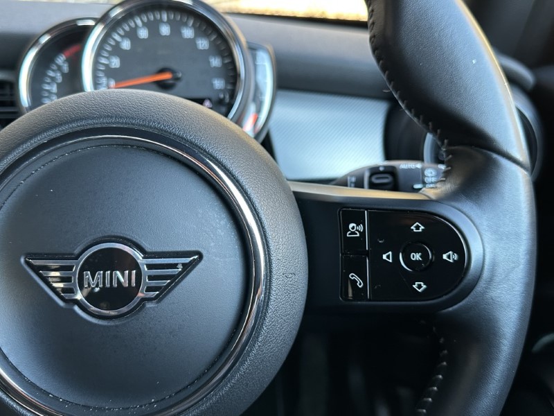 2022 (22) MINI HATCHBACK 1.5 Cooper Exclusive 3dr 4929359