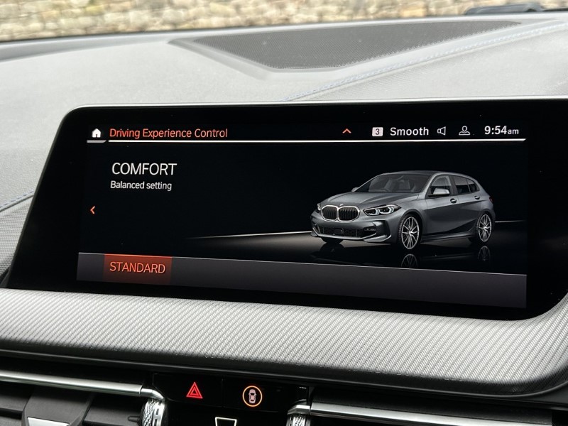 2022 (72) BMW 1 SERIES 118i M Sport 5dr  4921610