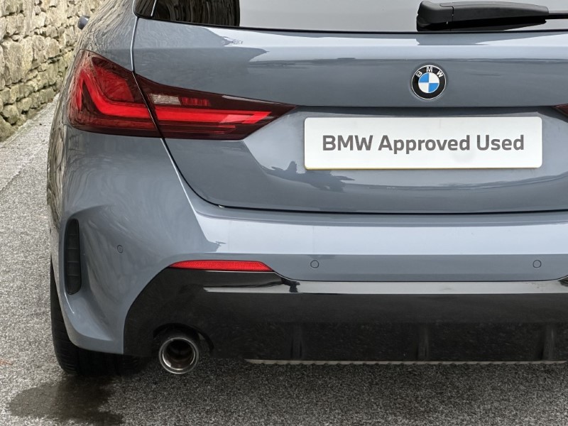 2022 (72) BMW 1 SERIES 118i M Sport 5dr  4921560