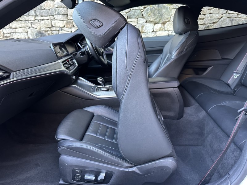 2021 (21) BMW 4 SERIES 420i M Sport 2dr Coupe 4928782