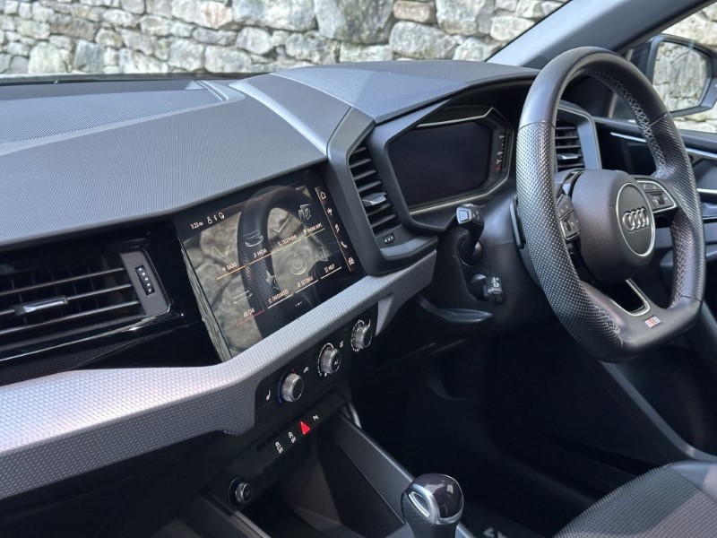 2024 (24) AUDI A1 25 TFSI Black Edition 5dr S Tronic 4929639