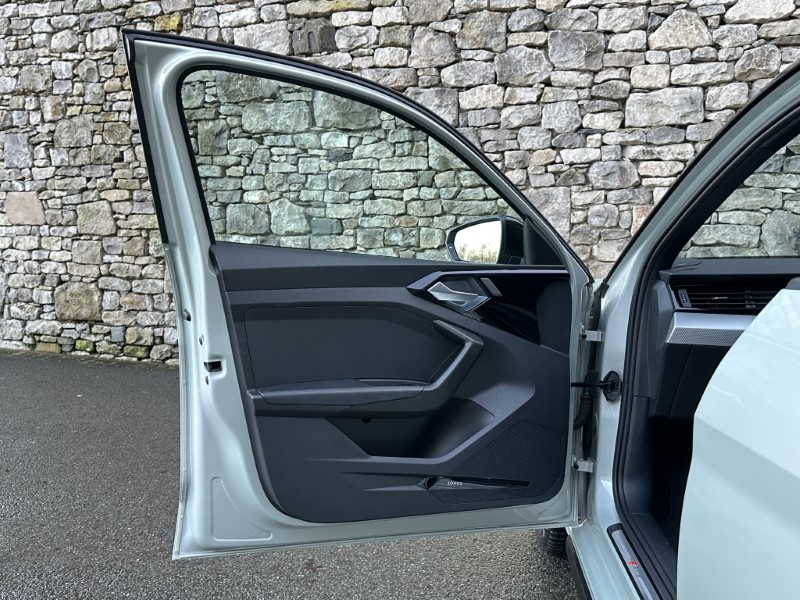 2024 (24) AUDI A1 25 TFSI Black Edition 5dr S Tronic 4929647