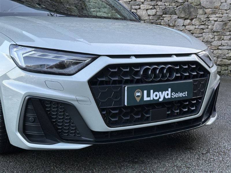 2024 (24) AUDI A1 25 TFSI Black Edition 5dr S Tronic 4929664