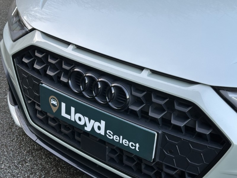 2024 (24) AUDI A1 25 TFSI Black Edition 5dr S Tronic 4929657