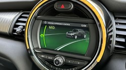 2020 (70) MINI HATCHBACK 1.5 Cooper Exclusive II 3dr 4949648