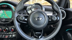 2020 (70) MINI HATCHBACK 1.5 Cooper Exclusive II 3dr 4949606