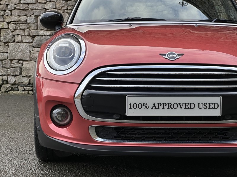 2020 (70) MINI HATCHBACK 1.5 Cooper Exclusive II 3dr 4949656