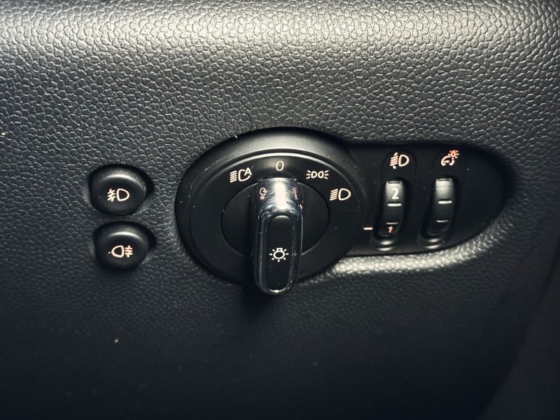 2020 (70) MINI HATCHBACK 1.5 Cooper Exclusive II 3dr 4949615