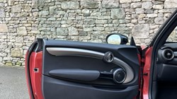 2020 (70) MINI HATCHBACK 1.5 Cooper Exclusive II 3dr 4949637