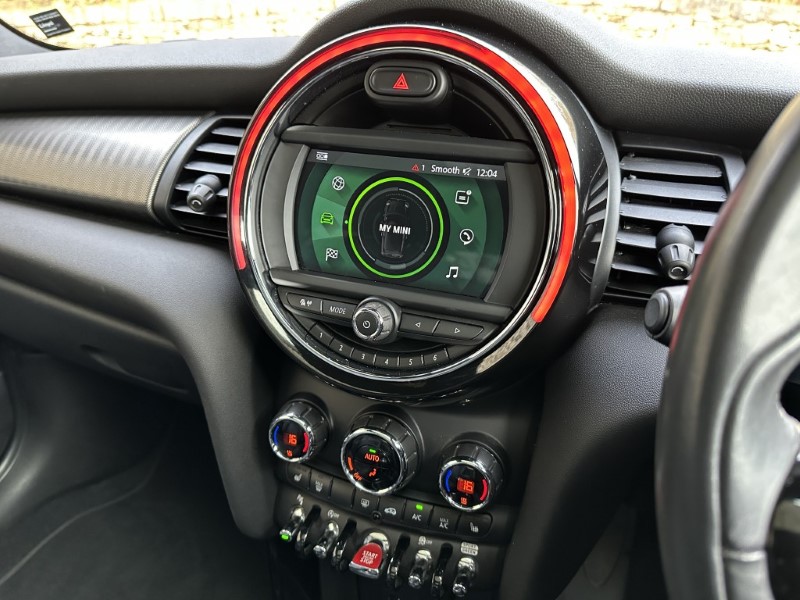 2020 (70) MINI HATCHBACK 1.5 Cooper Exclusive II 3dr 4949650