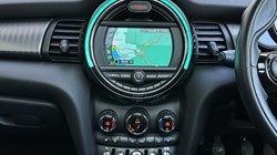 2020 (70) MINI HATCHBACK 1.5 Cooper Exclusive II 3dr 4949609