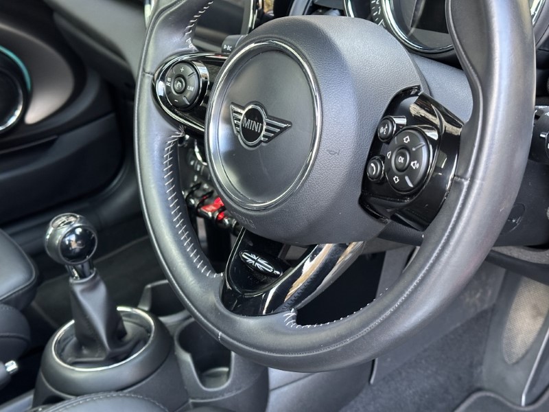 2020 (70) MINI HATCHBACK 1.5 Cooper Exclusive II 3dr 4949602