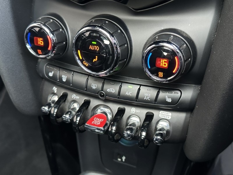 2020 (70) MINI HATCHBACK 1.5 Cooper Exclusive II 3dr 4949618