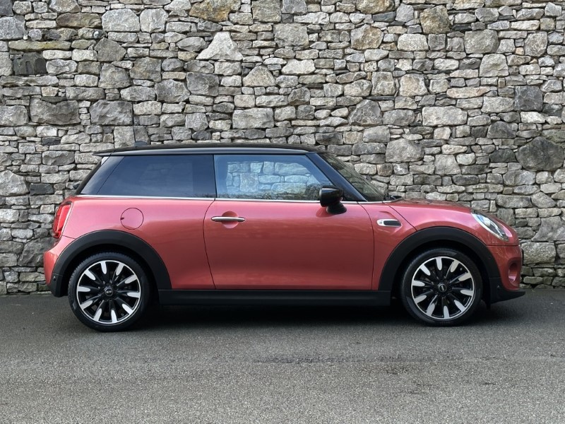 2020 (70) MINI HATCHBACK 1.5 Cooper Exclusive II 3dr 4949594