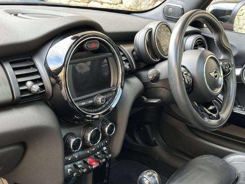 2020 (70) MINI HATCHBACK 1.5 Cooper Exclusive II 3dr 4949626