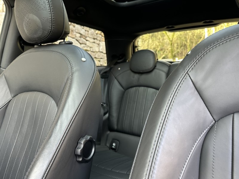 2020 (70) MINI HATCHBACK 1.5 Cooper Exclusive II 3dr 4949628