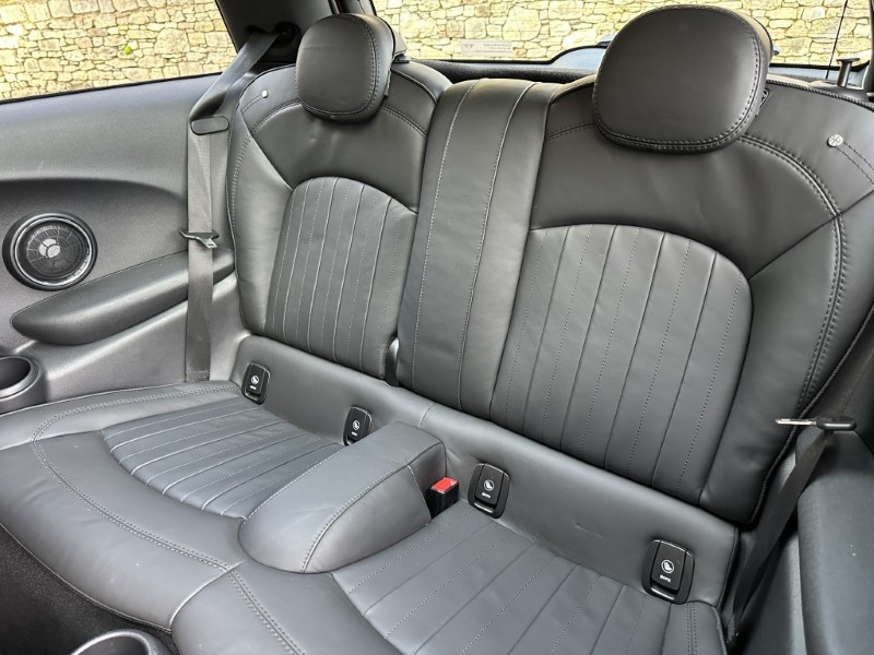 2020 (70) MINI HATCHBACK 1.5 Cooper Exclusive II 3dr 4949638