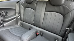 2020 (70) MINI HATCHBACK 1.5 Cooper Exclusive II 3dr 4949638