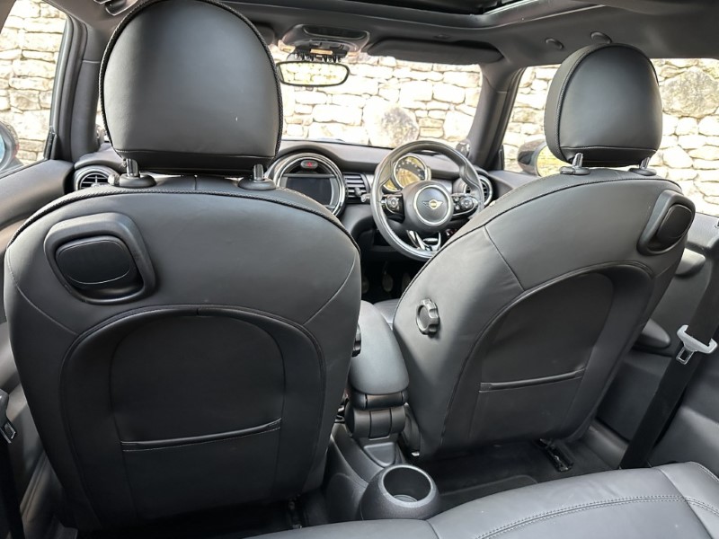 2020 (70) MINI HATCHBACK 1.5 Cooper Exclusive II 3dr 4949640