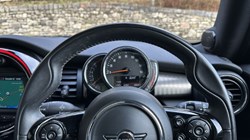 2020 (70) MINI HATCHBACK 1.5 Cooper Exclusive II 3dr 4949652